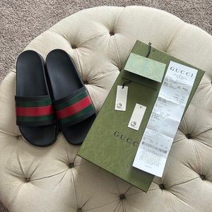Sz 13 Gucci slides. Has authentication info along with box and receipt.
